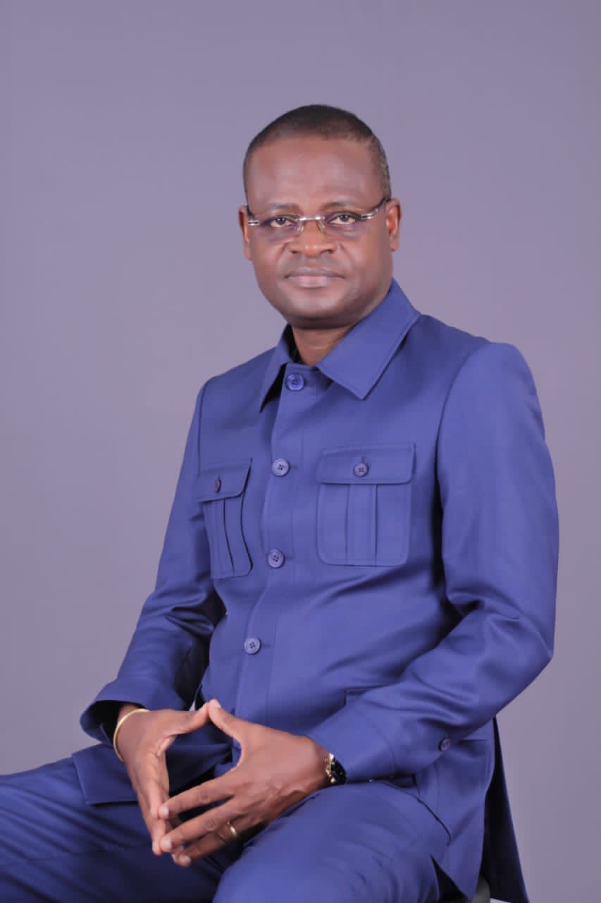 Monsieur EHUI Enock